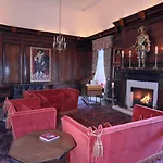 Castle 3*