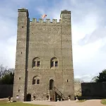 Castle Szálloda