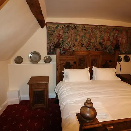 Castle 3*