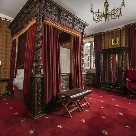 Hotel Castle 3*