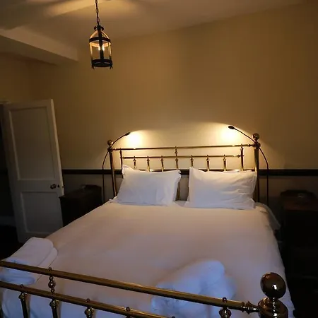 Castle 3*