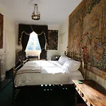 Hotel Castle