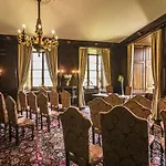 Castle Hotel