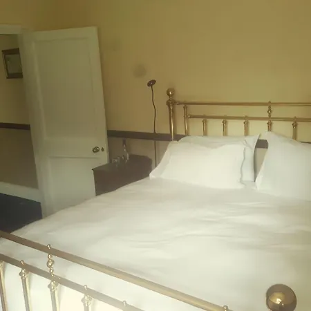 Castle Hotel 3*